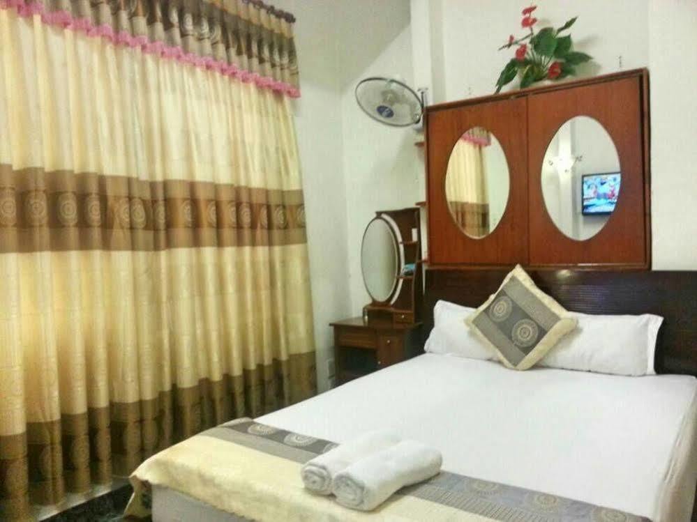 Sen Sai Gon Hotel - Ben Thanh Market Хошимин Экстерьер фото